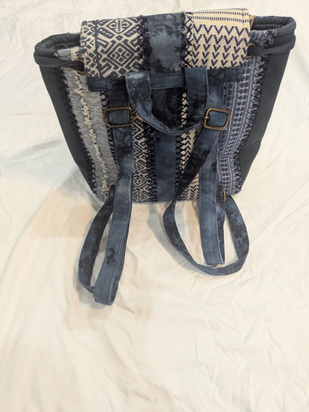 Demdaco blue patchwork backpack - Picture 4 of 6